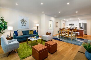 101 Asheville Rd in Brookline, MA - Building Photo