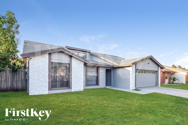 6708 Timberlane W Dr, Unit 2-440 in Tampa, FL - Foto de edificio - Building Photo