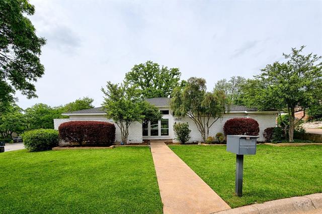 property at 1827 Rhinevalley Dr