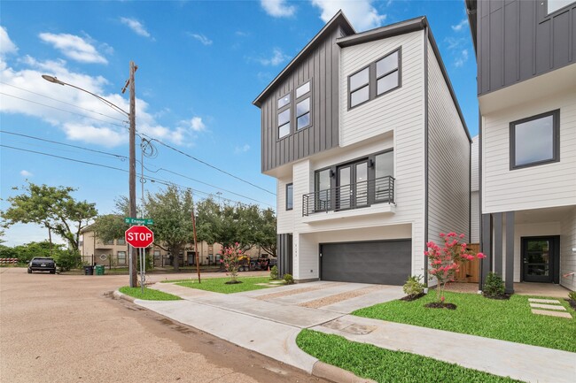 property at 2107 Holman St