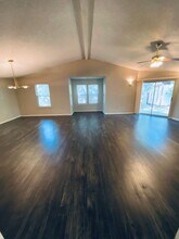 7423 Lazy Trails in San Antonio, TX - Building Photo - Building Photo