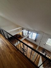 35 Lone Oak Dr in Centerport, NY - Building Photo - Building Photo