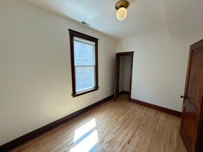 2528 W Cortez St in Chicago, IL - Building Photo - Building Photo