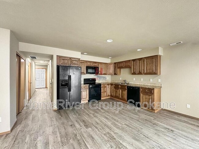 property at 2716 N Fox Rd