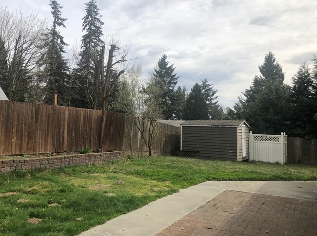 3 Bed 1.5 Bath Rambler! in Bothell, WA - Building Photo - Building Photo