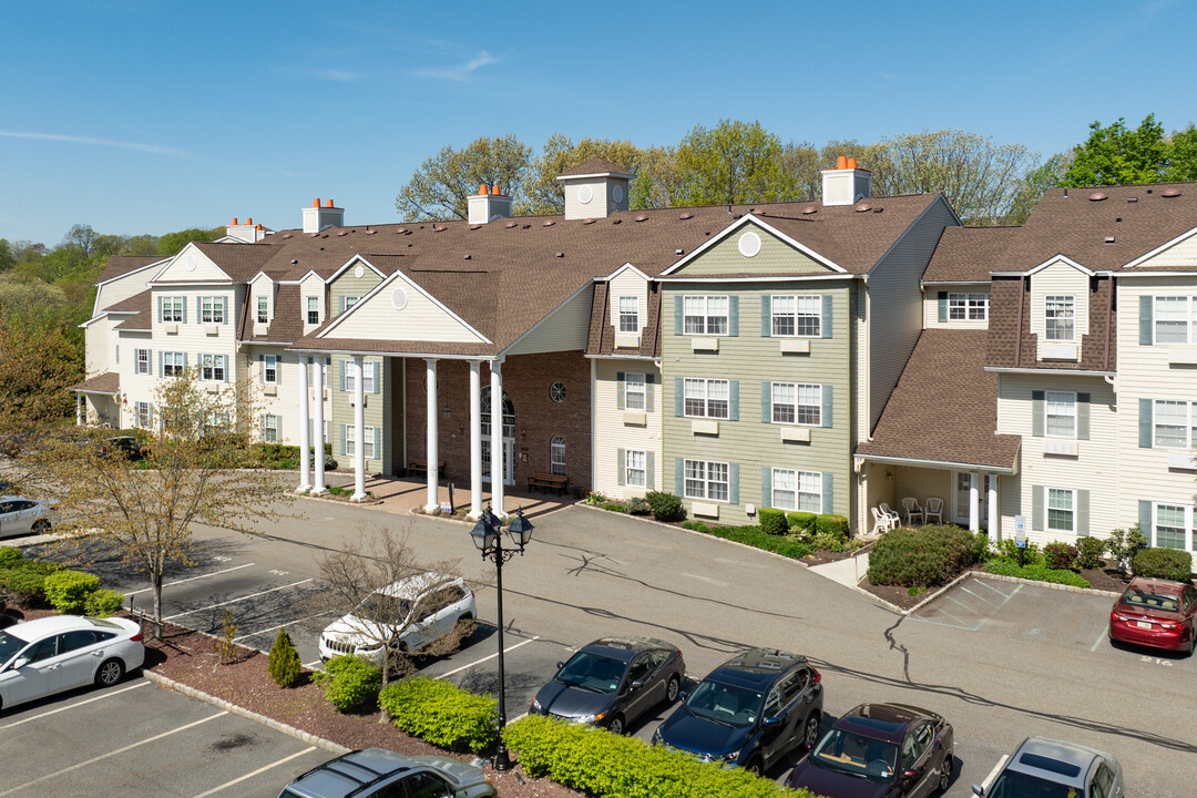 2-4 Richmond Rd in West Milford, NJ - Building Photo