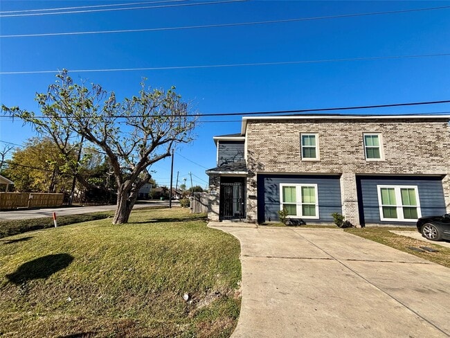 8918 Southview St in Houston, TX - Building Photo - Building Photo