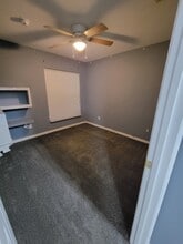 2038 Blackston Ave in Sanford, FL - Foto de edificio - Building Photo