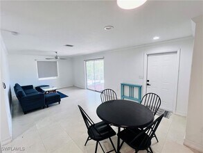1185 Cherrystone Ct in Naples, FL - Building Photo - Building Photo