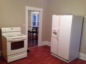 211 W Adams St in Pittsburg, KS - Building Photo - Building Photo