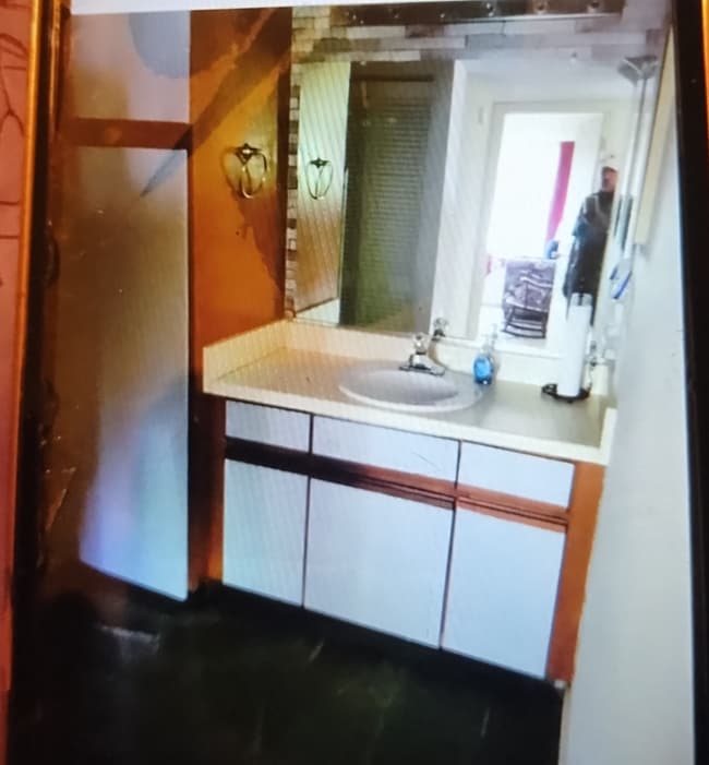 property at 17 Wells Ct