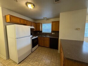 1106 Lansberry Ct in Killeen, TX - Building Photo - Building Photo