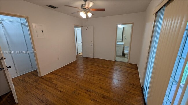 1955 Taylor St in Hollywood, FL - Building Photo - Building Photo