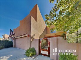 10400 Toscana St NW in Albuquerque, NM - Building Photo