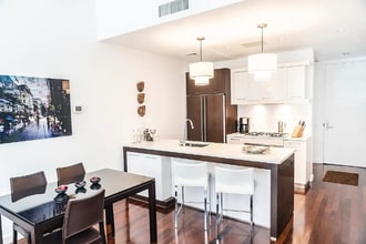 125 N 10th St in Brooklyn, NY - Building Photo - Building Photo