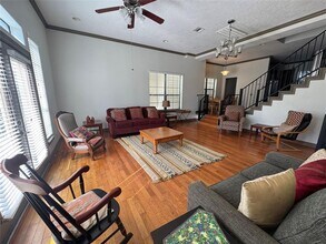 10626 Clearview Villa Pl in Houston, TX - Foto de edificio - Building Photo