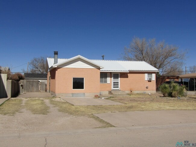 property at 3710 W Grand Ave