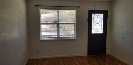 907 San Antonio St in Killeen, TX - Building Photo - Building Photo