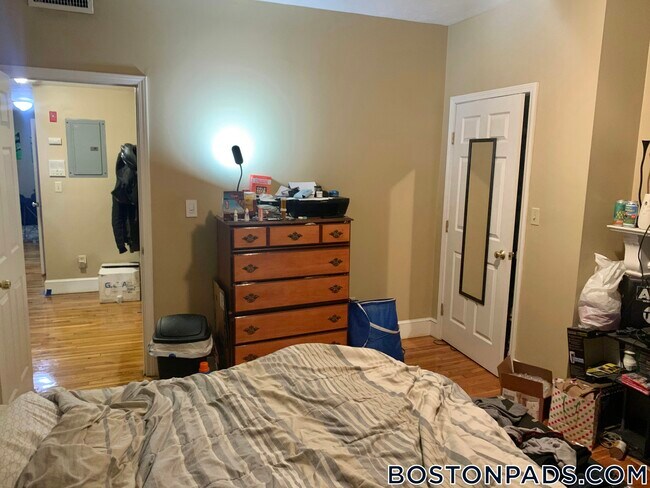 17 Highgate St in Boston, MA - Building Photo - Building Photo