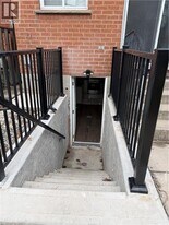 276 Balmoral Ave N in Hamilton, ON - Building Photo