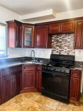 175-07 137th Ave in Queens, NY - Building Photo - Building Photo