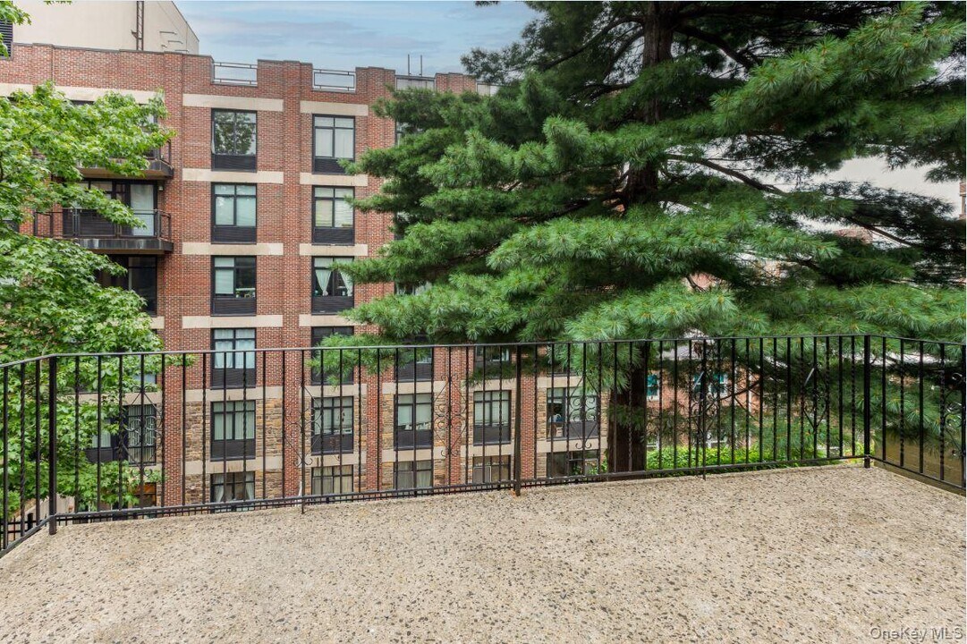 3524 Cambridge Ave in Bronx, NY - Building Photo