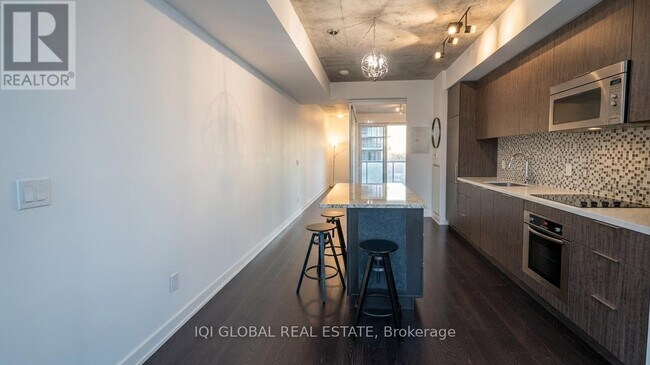 478 King St W in Toronto, ON - Building Photo - Building Photo