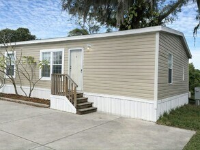 9330 Sunset Dr in Tampa, FL - Building Photo - Building Photo