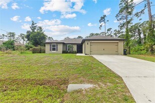 3609 Markle Ave in North Port, FL - Building Photo