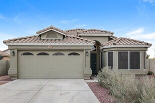 7815 W Northview Ave in Glendale, AZ - Building Photo