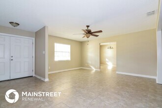 510 Lisa Ln in Brandon, FL - Building Photo - Building Photo