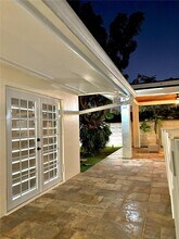 18632 SW 93rd Ct in Cutler Bay, FL - Building Photo - Building Photo