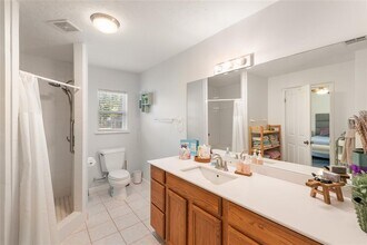 26 El Conejo Trail in Wimberley, TX - Building Photo - Building Photo
