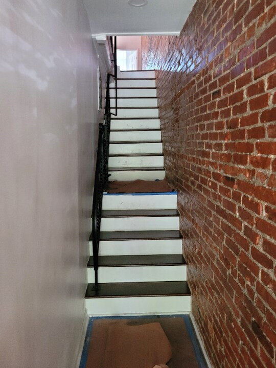 705 S 52nd St in Philadelphia, PA - Building Photo