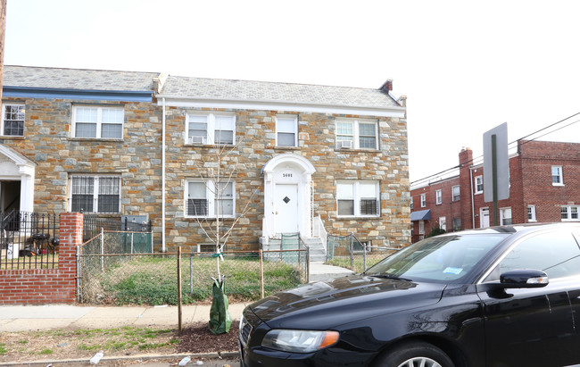 1601 Holbrook St NE in Washington, DC - Building Photo - Building Photo