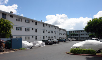 94-011 Waipahu St Apartments