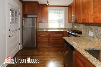 1653 W Gregory St in Chicago, IL - Building Photo - Building Photo