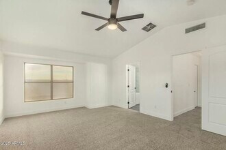 3829 E Irma Ln in Phoenix, AZ - Building Photo - Building Photo