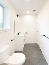 171 Everett St, Unit 171-2 in Boston, MA - Foto de edificio - Building Photo