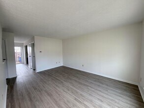 5372 Portland St in Columbus, OH - Building Photo - Building Photo