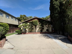 Triplex Santa Monica R2 Zoned in Santa Monica, CA - Building Photo - Other