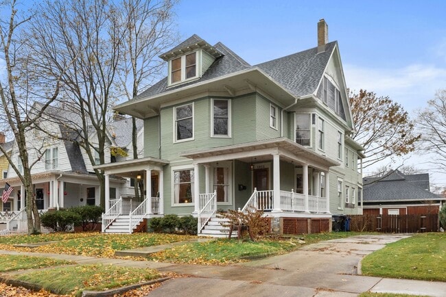 property at 1814 College Ave