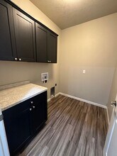 3404 20th St SE in Minot, ND - Building Photo - Building Photo