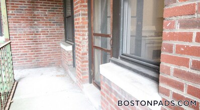 14 Lakeville Rd, Unit 11 in Boston, MA - Building Photo - Building Photo