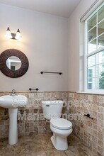 3722 SE Oakleaf St in Hillsboro, OR - Building Photo - Building Photo