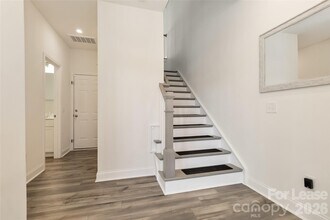 4202 Alexander Vw Dr in Charlotte, NC - Building Photo - Building Photo