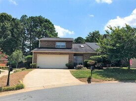 4148 Fawn Ct NE in Marietta, GA - Building Photo