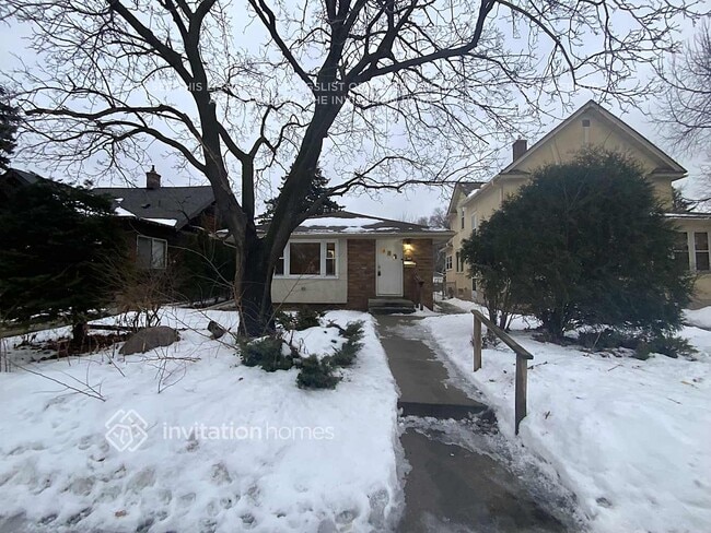 property at 3227 34th Ave S