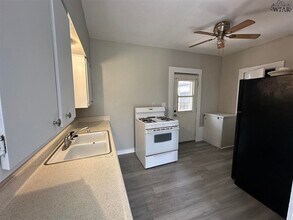 1629 Dayton Ave in Wichita Falls, TX - Building Photo - Building Photo
