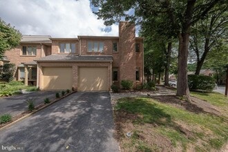 12 Treaty Dr in Chesterbrook, PA - Building Photo - Building Photo